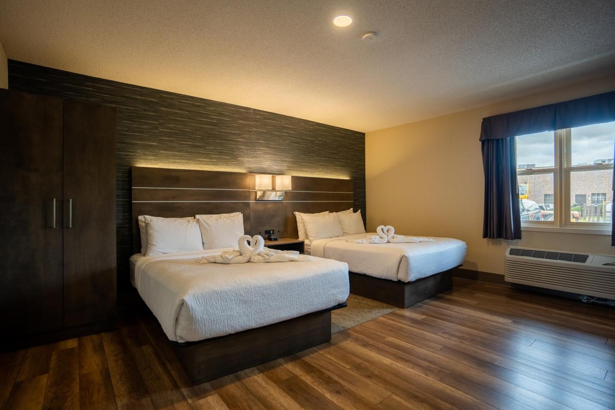 Glengarry Extended Stays Truro Exterior foto